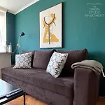 Green Studio Apartment